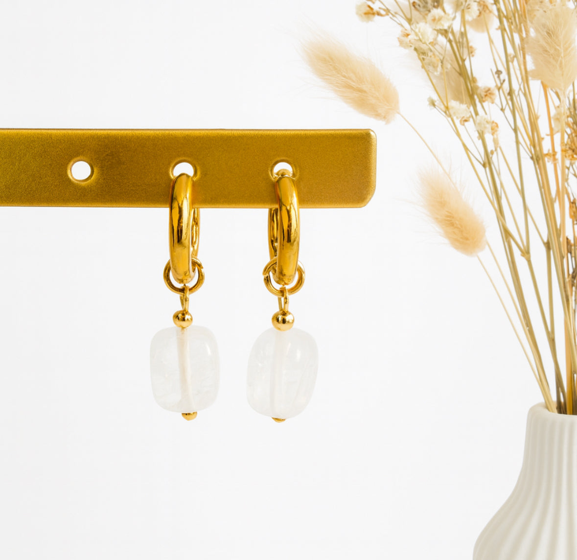 Livia Tansparante oorhangers met natuursteen