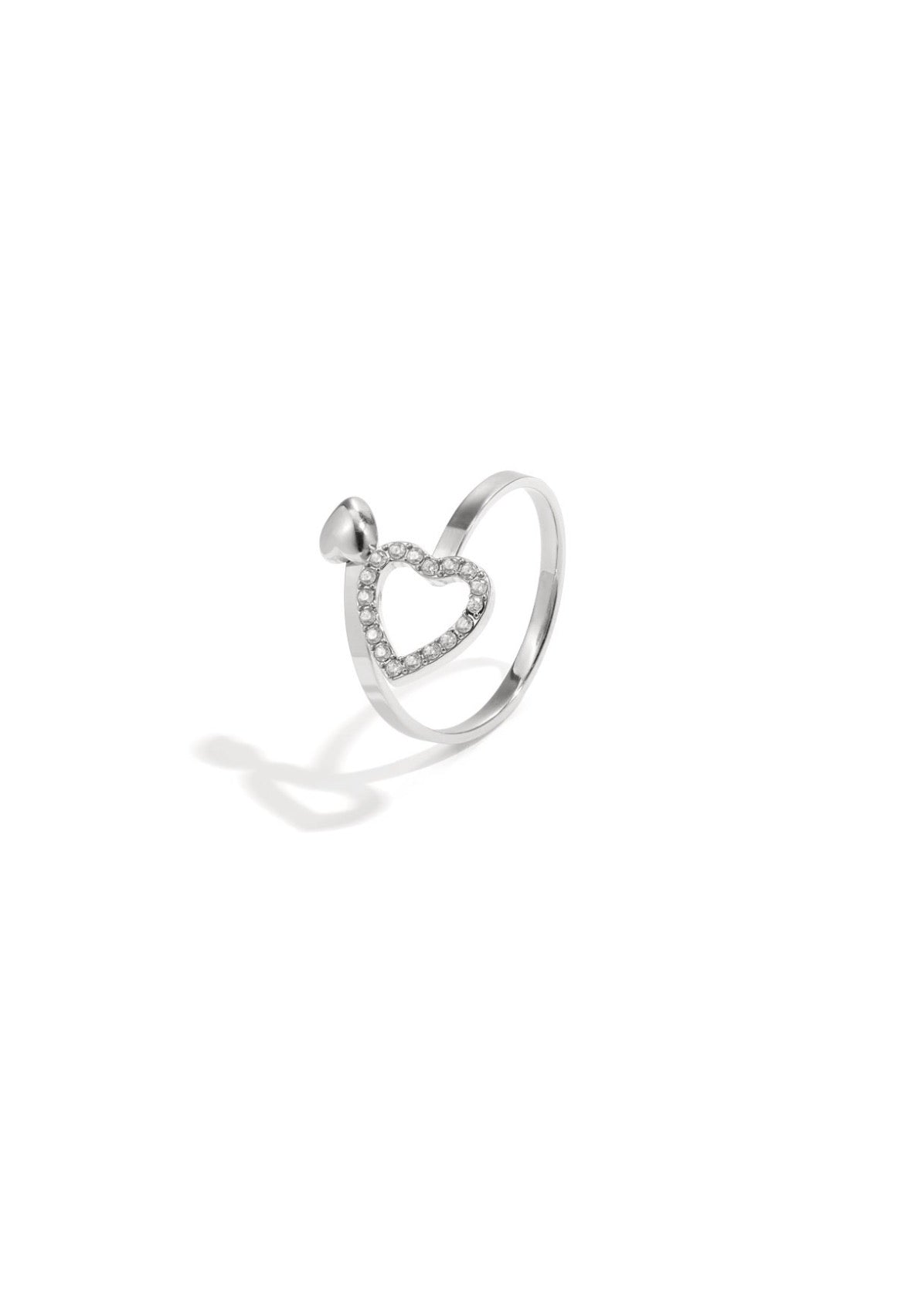 Ring met hartjes en steentjes zilver