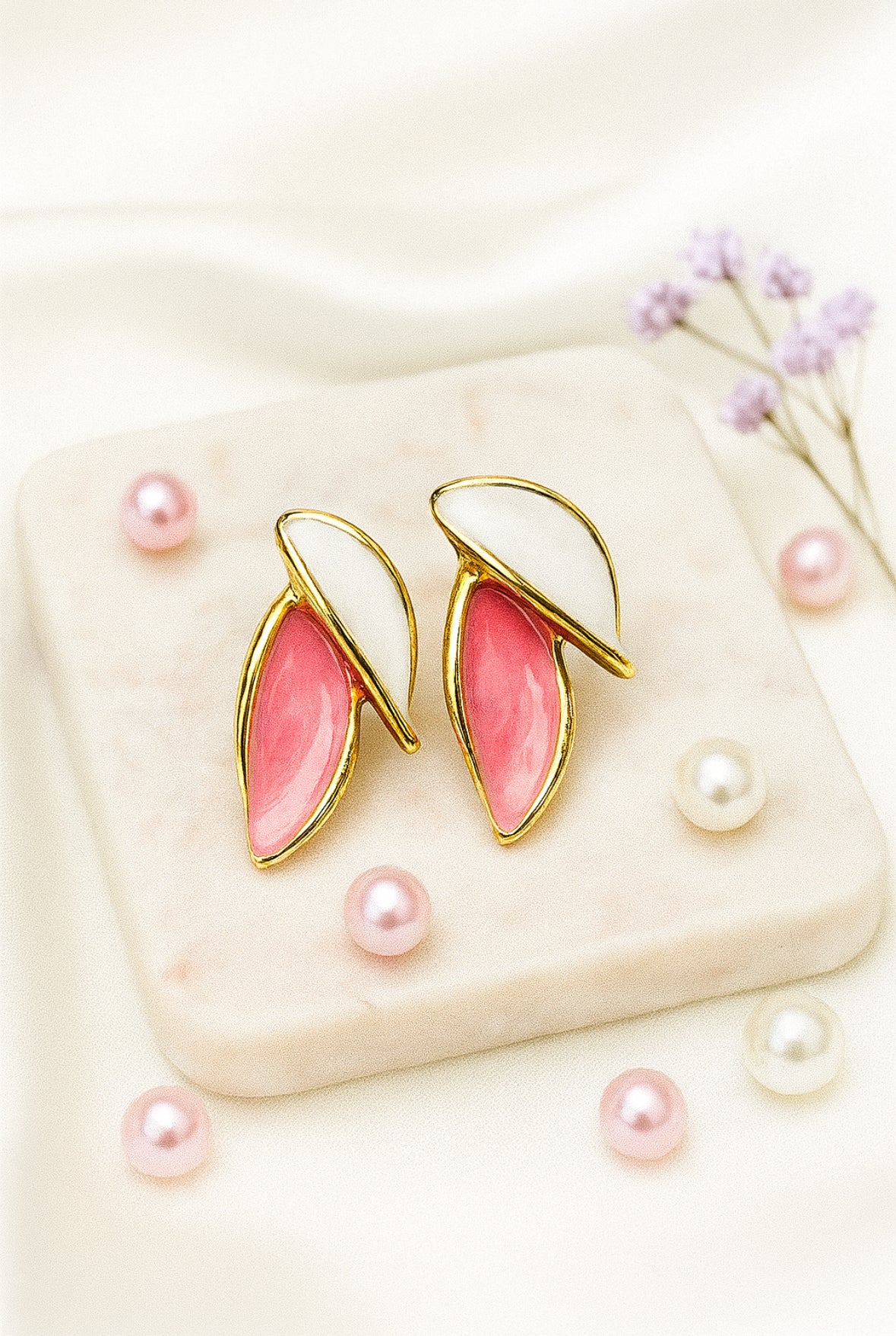 Larissa oorbellen roze/wit