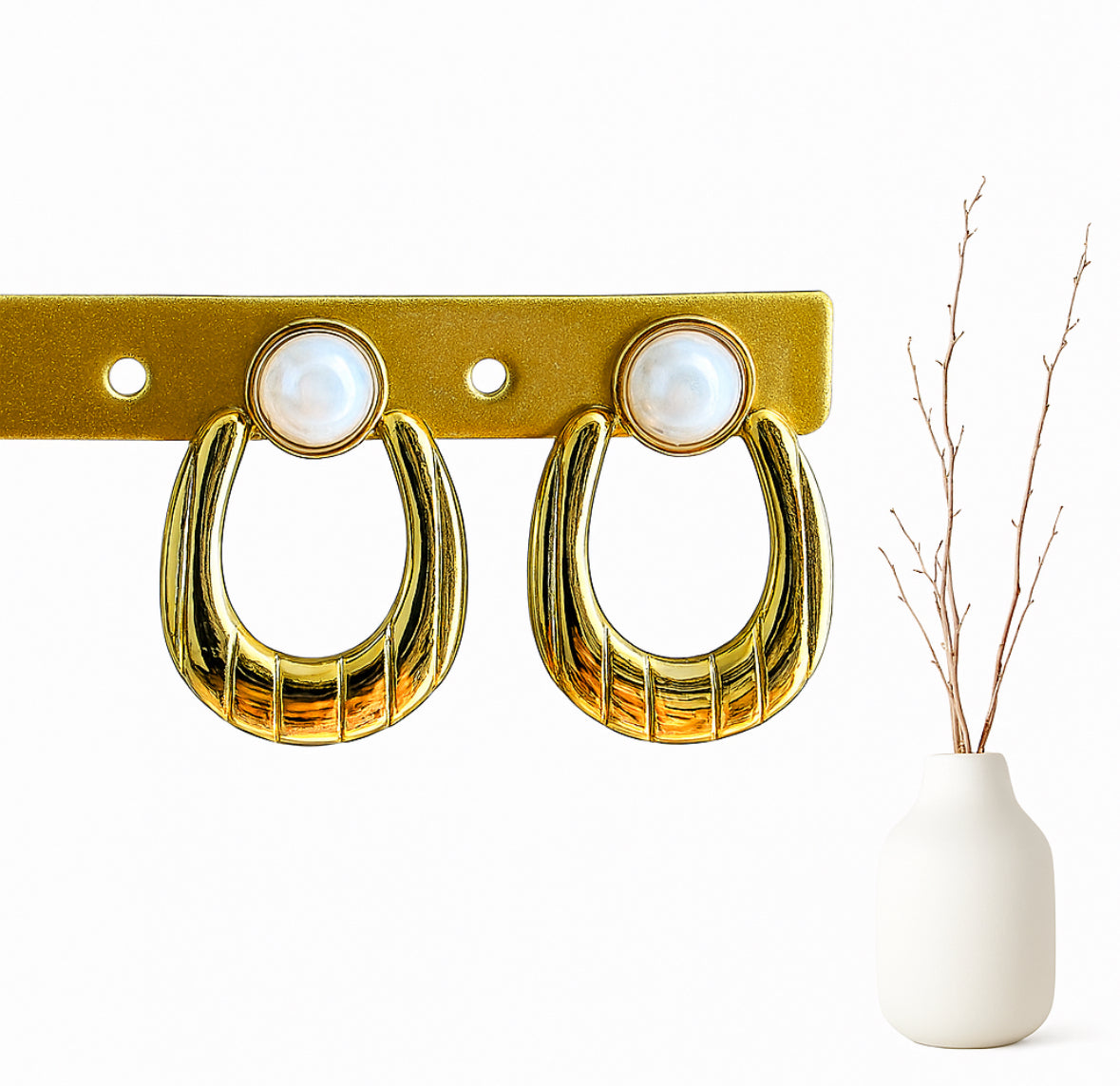 Maya oorbellen met parel ovaal