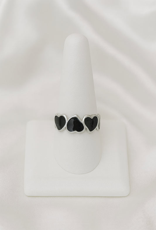 Open ring zwart/zilver hartjes