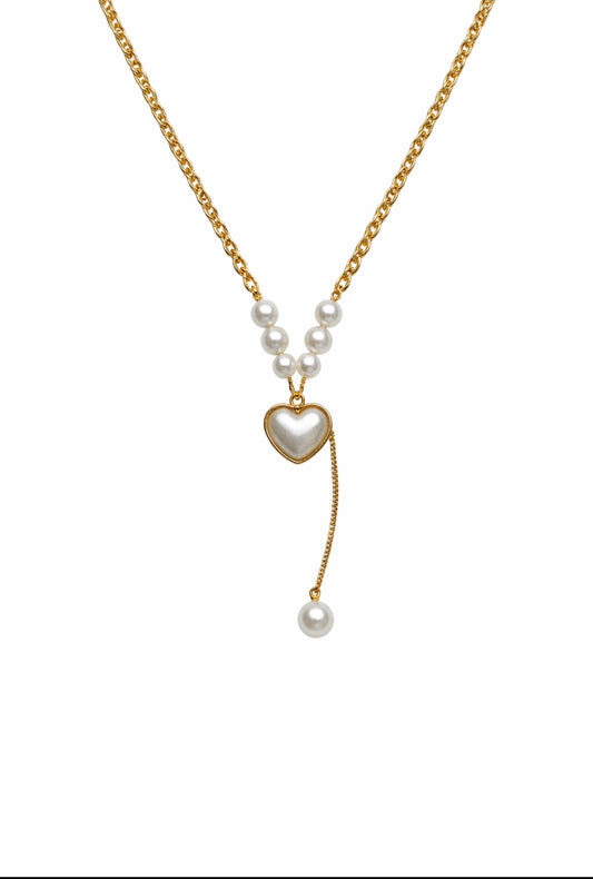 Ketting met hartje en imitatieparels