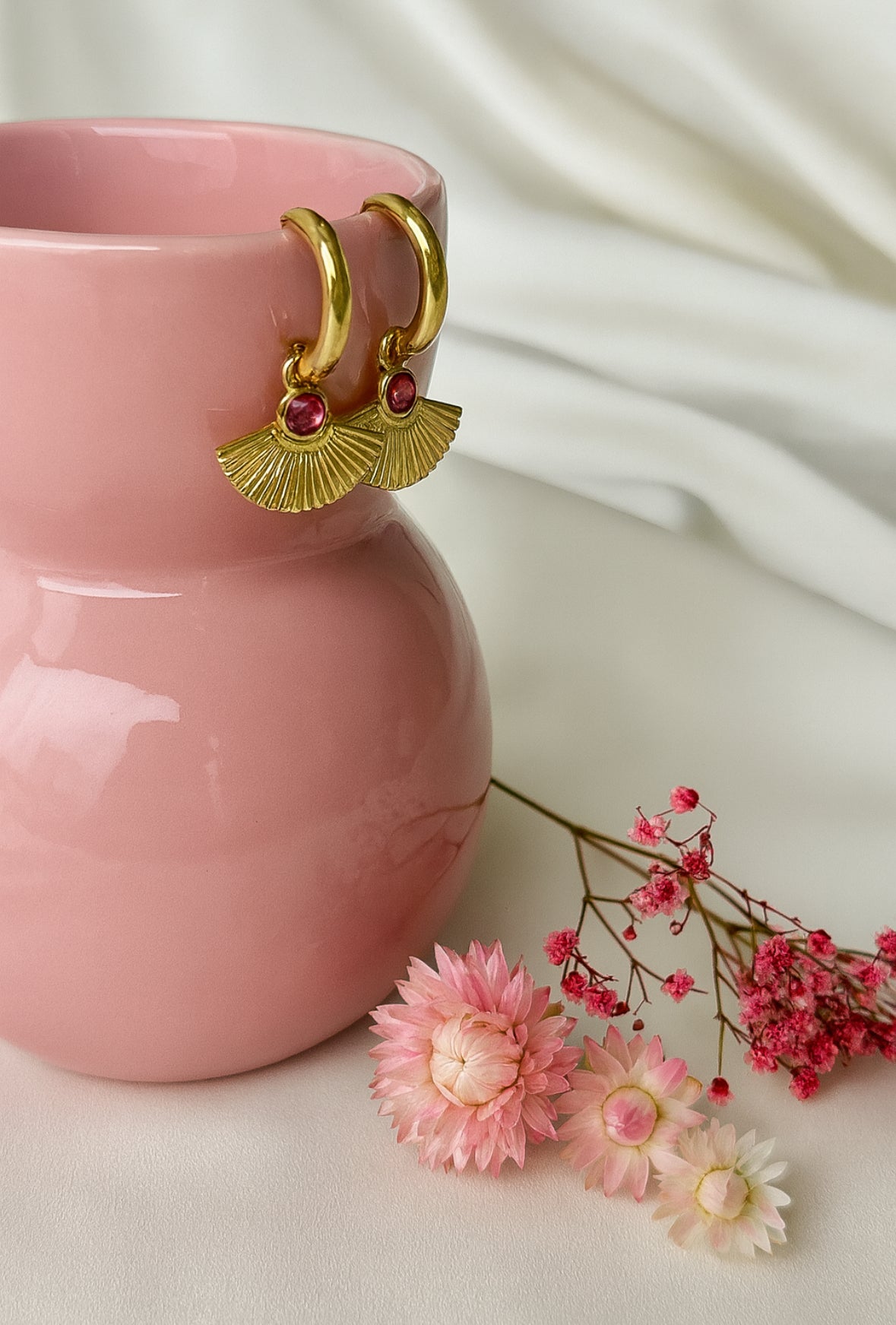 Elena Roza waaier oorhangers met zirconia steentje