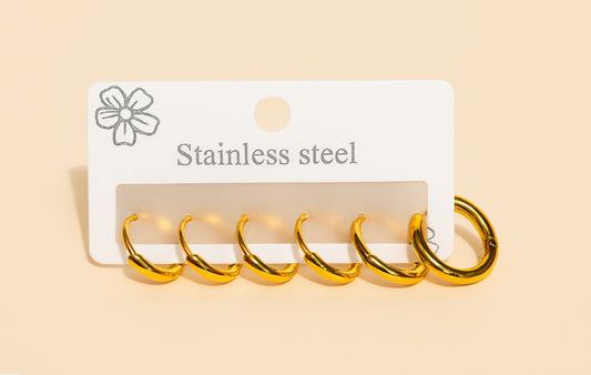 Set van drie oorringen eenvoudig goud