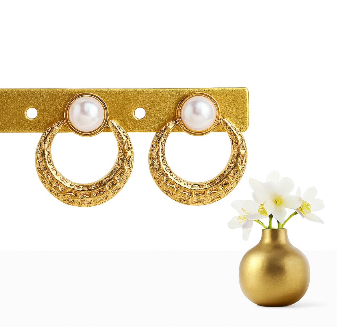 Maya oorbellen met parel rond